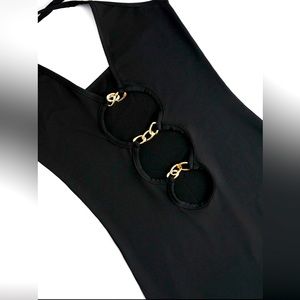 💋NWT - SHEIN - Sexy Little Black Halter Dress (LG)💋